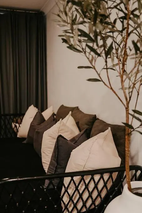 Le Viti Beach Byron Bay Apartment