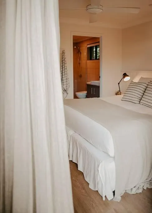 Le Viti Beach Byron Bay
